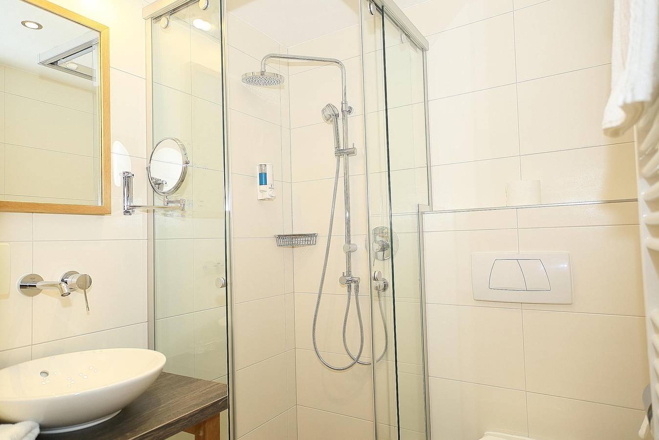 Einzelzimmer Ötztal, La Hp in Hochoetz, Oetz