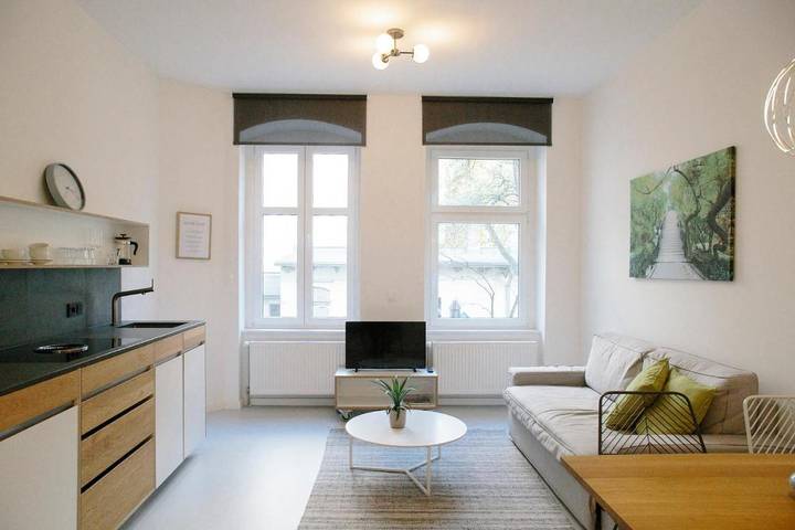 Ferienwohnung für 6 Personen, mit Terrasse und Garten in Friedenau