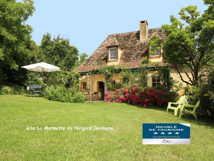 Location de vacances pour 2 personnes, avec Terrasse ainsi que Jardin et Piscine à Lanquais