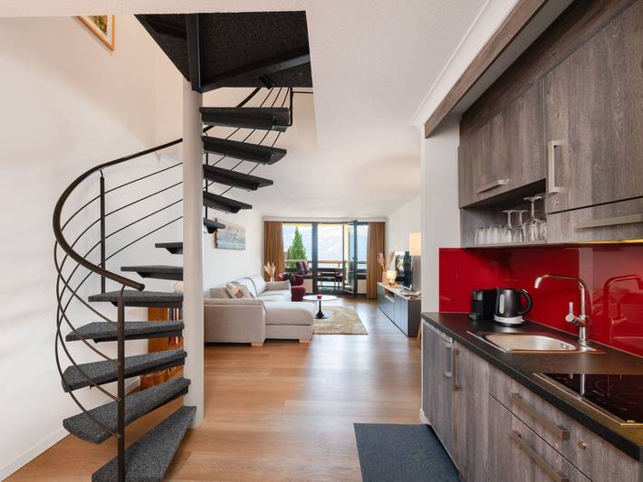 Ferienwohnung für 4 Personen, mit Balkon und Terrasse sowie Garten und Pool in Beatenberg