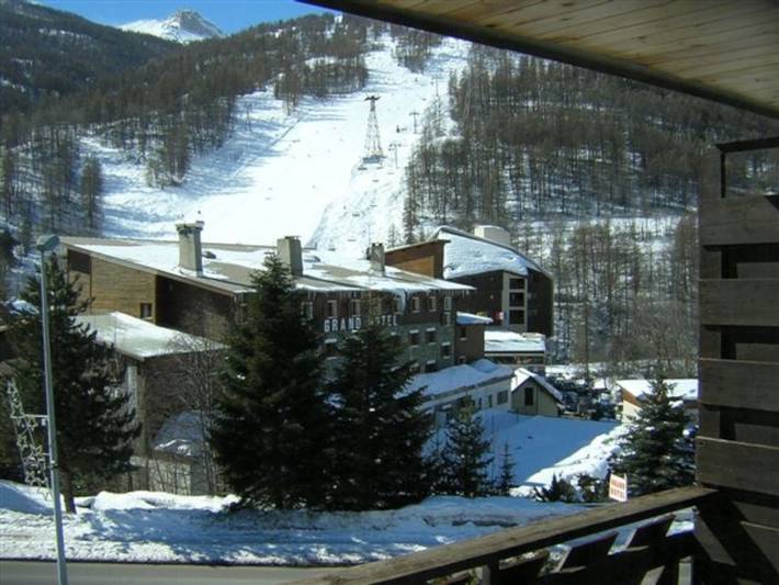 Gîte pour 6 personnes, avec balcon dans Office De Tourisme De Serre Chevalier Bureau De Saint Chaffrey - 4