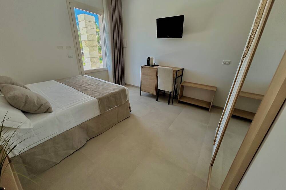 \"Tenuta Lu Beddhru\" Oasis of peace in Salento a stone's throw from the sea in Borgagne, Lecce Province