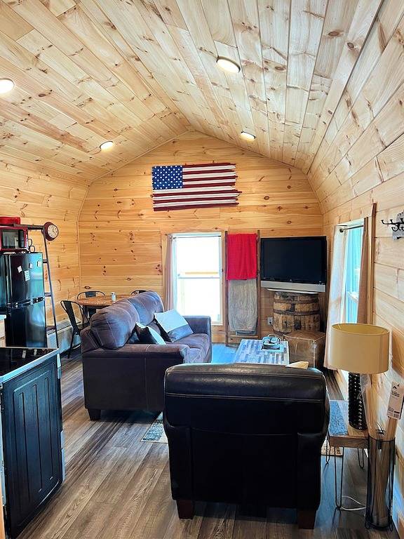 Cozy Wooded Cabin in the Heart of Rrg! in Daniel Boone National Forest