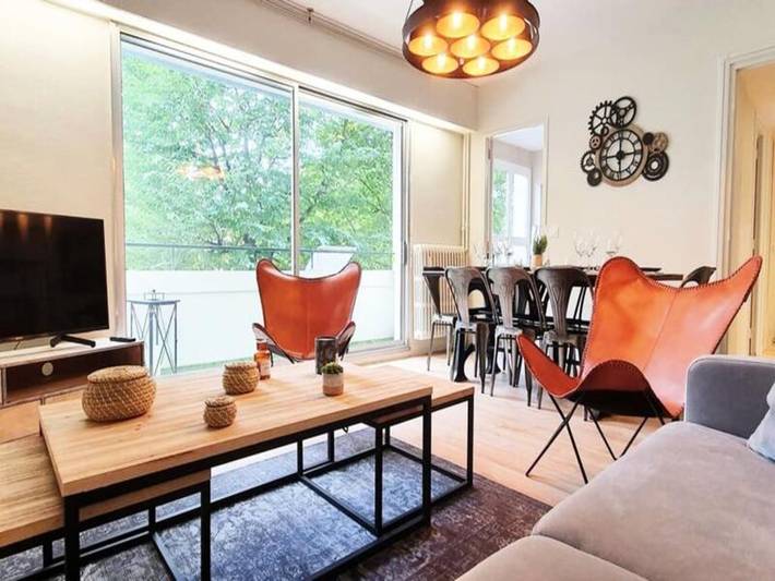 Vacation rental for 6 people, with balcony in Caen