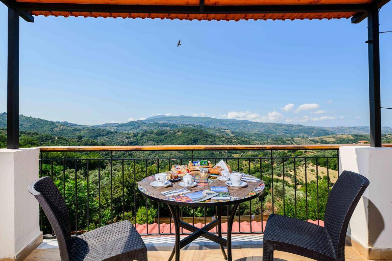 Ca’del Borgo B&B Country House in Ogliastro Cilento, Cilento Coast