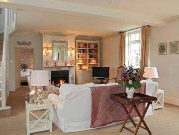 Glamping for 8 People in The Cotswolds, South East England, Photo 3