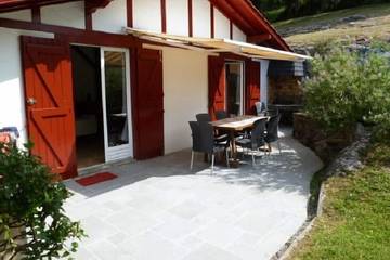 Gîte pour 5 personnes, avec jardin à Ayherre