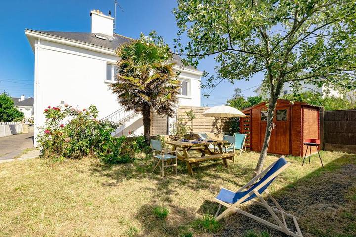 Gîte pour 8 personnes, avec jardin et balcon dans Plage de Port-Lin - 2