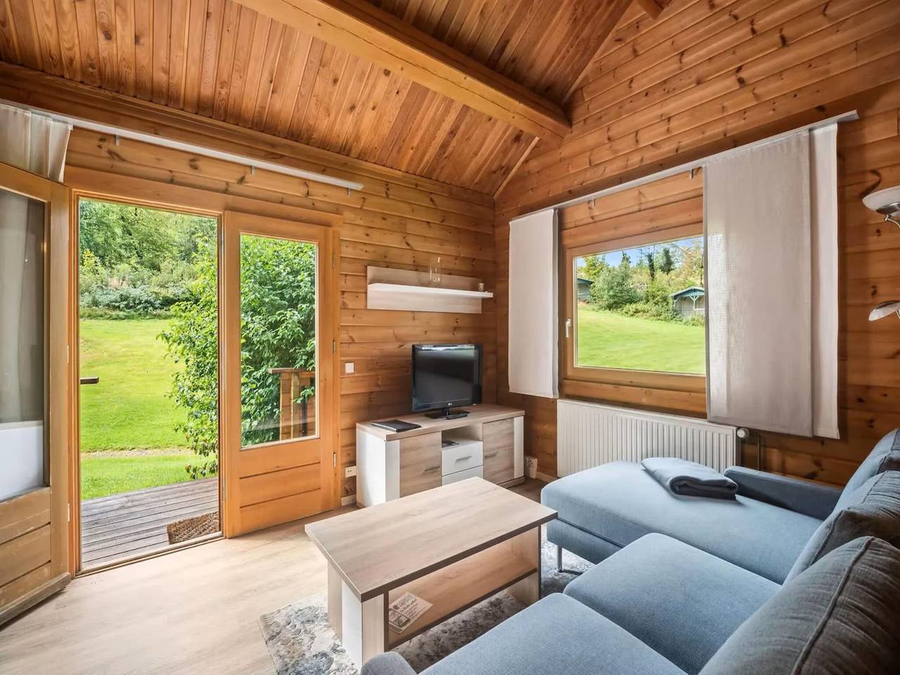 Finnische Blockhausstilhäuser im Harz in Benneckenstein, Harzvorland