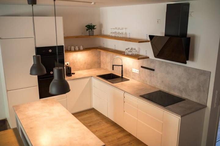 Ferienwohnung für 12 Personen, mit Terrasse und Ausblick, mit Haustier in Bensheim