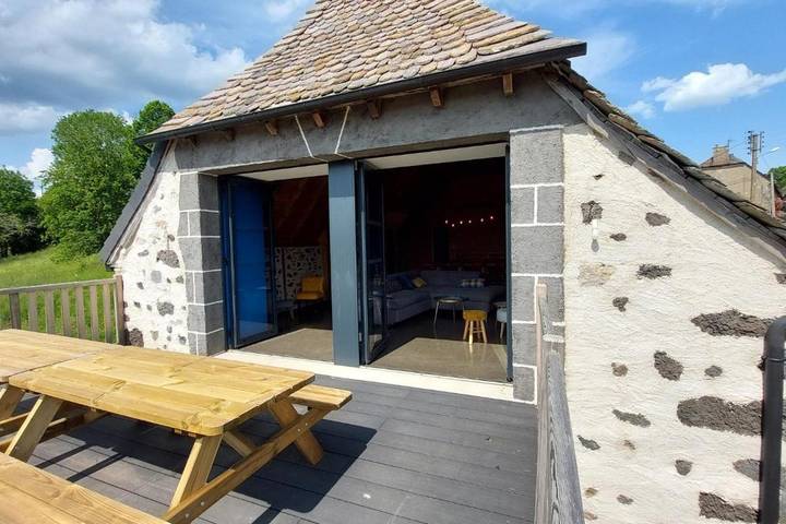 Location de vacances pour 12 personnes, avec balcon ainsi que piscine et jardin à Paulhenc - 4