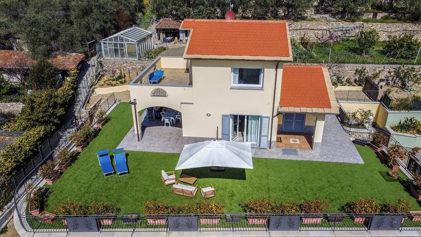Villa für 8 Personen, mit Garten und Terrasse sowie Pool in Ligurien - 4
