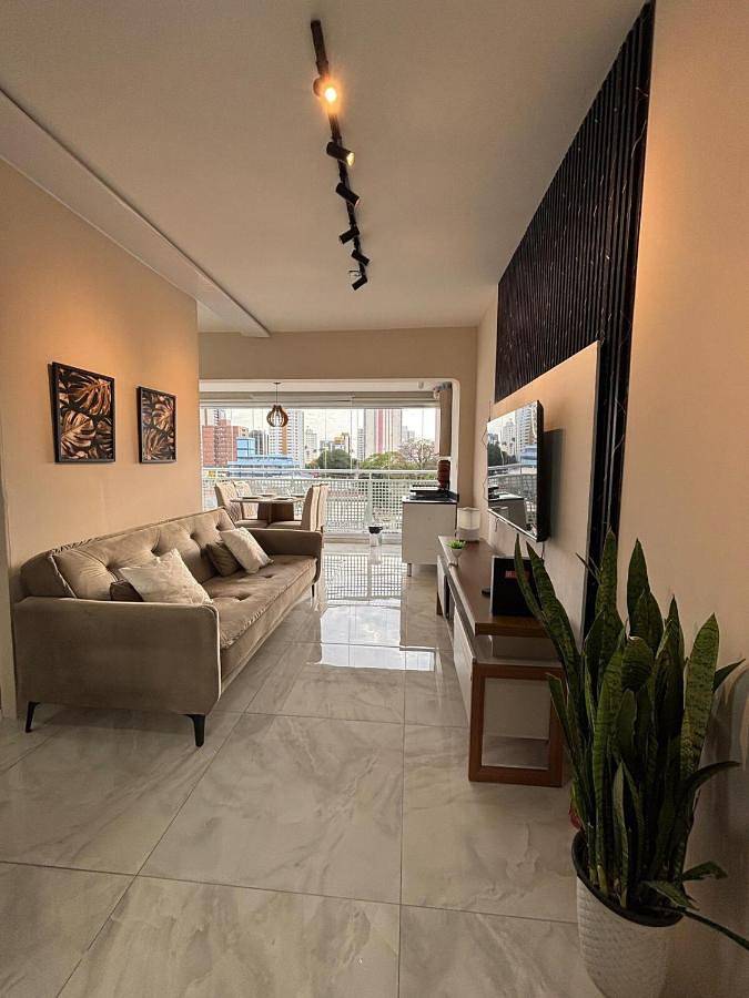 Appartement de vacances pour 3 personnes, avec piscine ainsi que balcon et vue