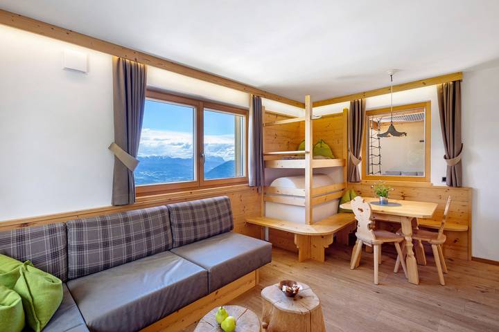 Ferienwohnung für 10 Personen, mit Balkon und Whirlpool sowie Garten und Sauna in Südtirol - 4