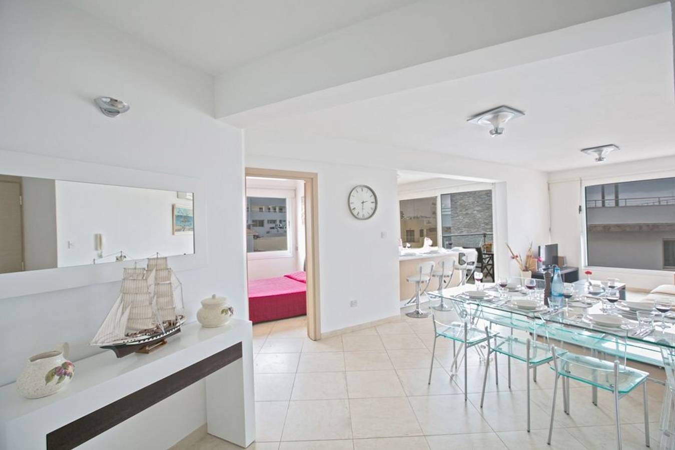 Apt Lasonos Asimi - Luxury 3 Bedroom Appartment - Protaras Apt with Communal Pool on Fig Tree Bay in Protaras, South Cyprus
