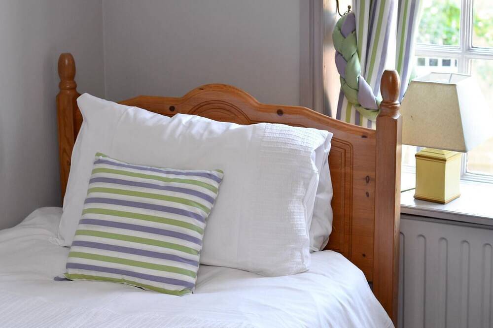 3 Bed in Whitby (oc-r045) in Robin Hood's Bay, North York Moors National Park