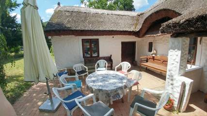 Location de vacances pour 8 personnes, avec jardin à Szigliget