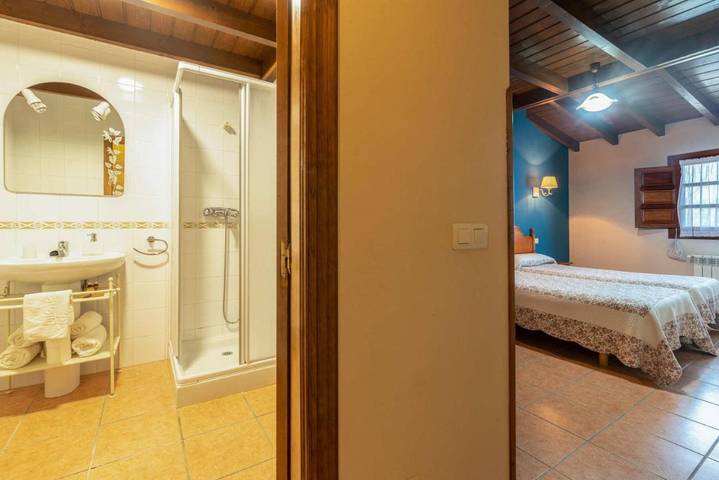 Maison de campagne pour 10 personnes, avec terrasse et vue dans Porrúa - 2