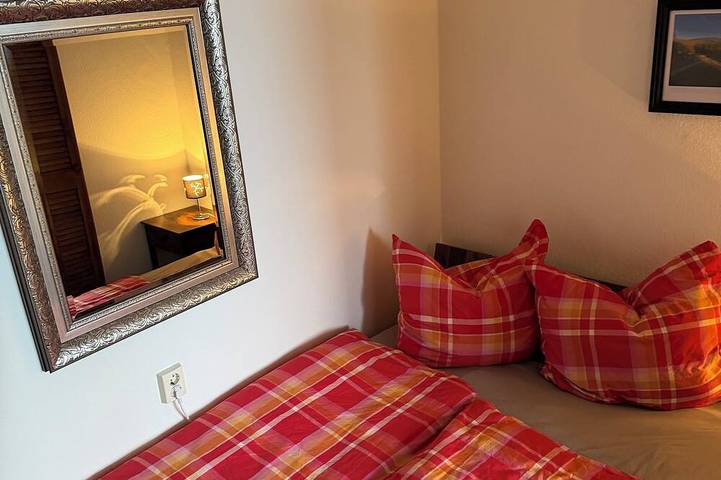 Ganze Wohnung, Auszeit im Harz! Schöne & gemütliche Ferienwohnung für Zwei - Brockenstieg in Altenau, Harzvorland