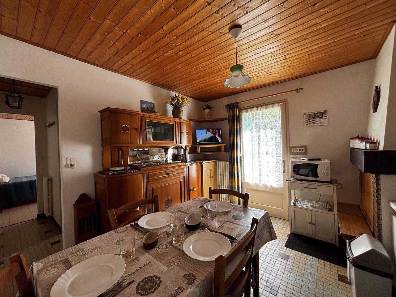 Casa 3 piezas, 4 personas, cerca del océano, estacionamiento y limpieza incluidos in Saint-Jean-de-Monts, Vandea
