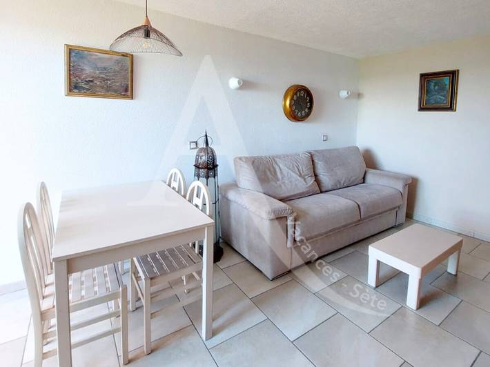 Gîte pour 4 personnes, avec terrasse dans Plage Lazaret - 4