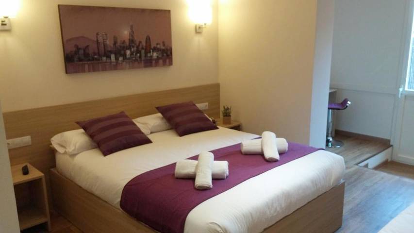 BnB für 3 Personen, mit Ausblick und Terrasse, mit Haustier in Barcelona