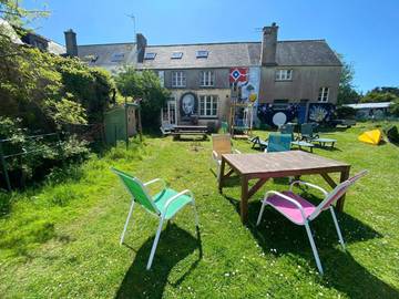 Gîte pour 5 personnes, avec jardin et vue dans Plage Du Steir Penmarc H