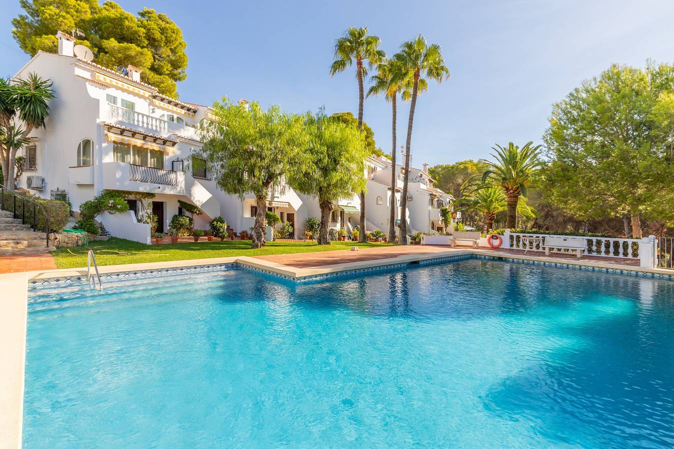 Estudio entero, Apartamento estudio 'Sillero Dos' con piscina compartida, Wi-Fi y aire acondicionado. in Pinar de lAdvocat (Moraira), Teulada