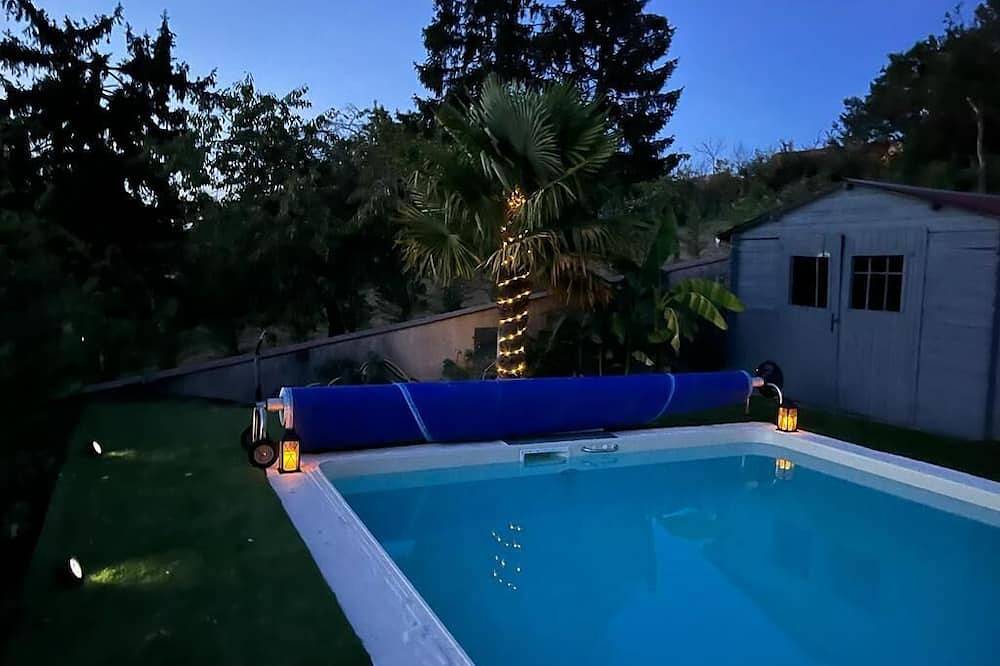 House in the center of Cloyes sur le Loir with swimming pool. in Cloyes-sur-le-Loir, Châteaudun und Umgebung