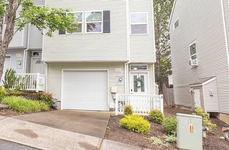Vacation rental for 3 people, with balcony in Beaverton