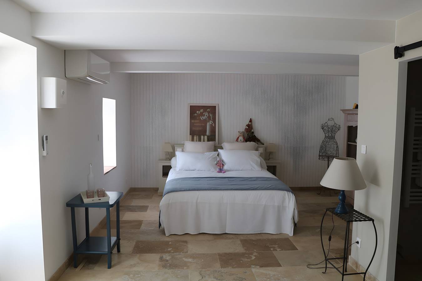 Chambre d’hôtes « Chambre Lavande » avec vue montagne, Wi-Fi et climatisation in Charols, Région de nyons