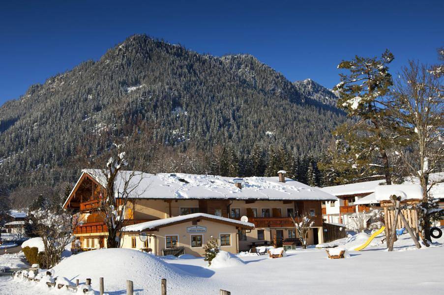 Gästehaus Baltram - double room in Ramsau bei Berchtesgaden, Alpes de Berchtesgaden