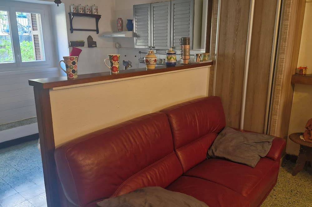 Appartement entier, Appartement atypique centre corse in Omessa, Région de Corte