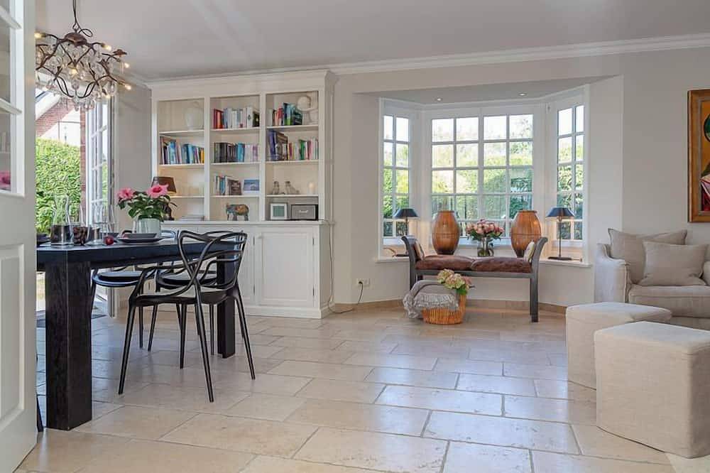Unser Ferienhaus Traumzeit ist komfortabel und modern ausgestattet. in Wenningstedt, Sylt