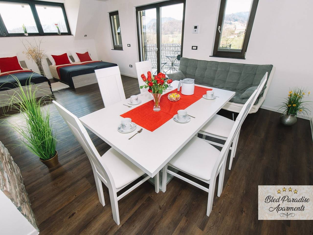 Entire apartment, Bled Prestigious and Stylish Apartments - Two Bedroom Apartment with Balcony in Bled, Triglav National Park