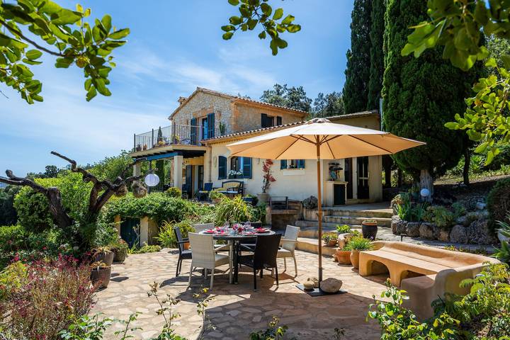 Landhaus 'Can Puput' mit Panoramablick auf die Berge, Wlan und Klimaanlage in Campanet, Mallorca Inselmitte