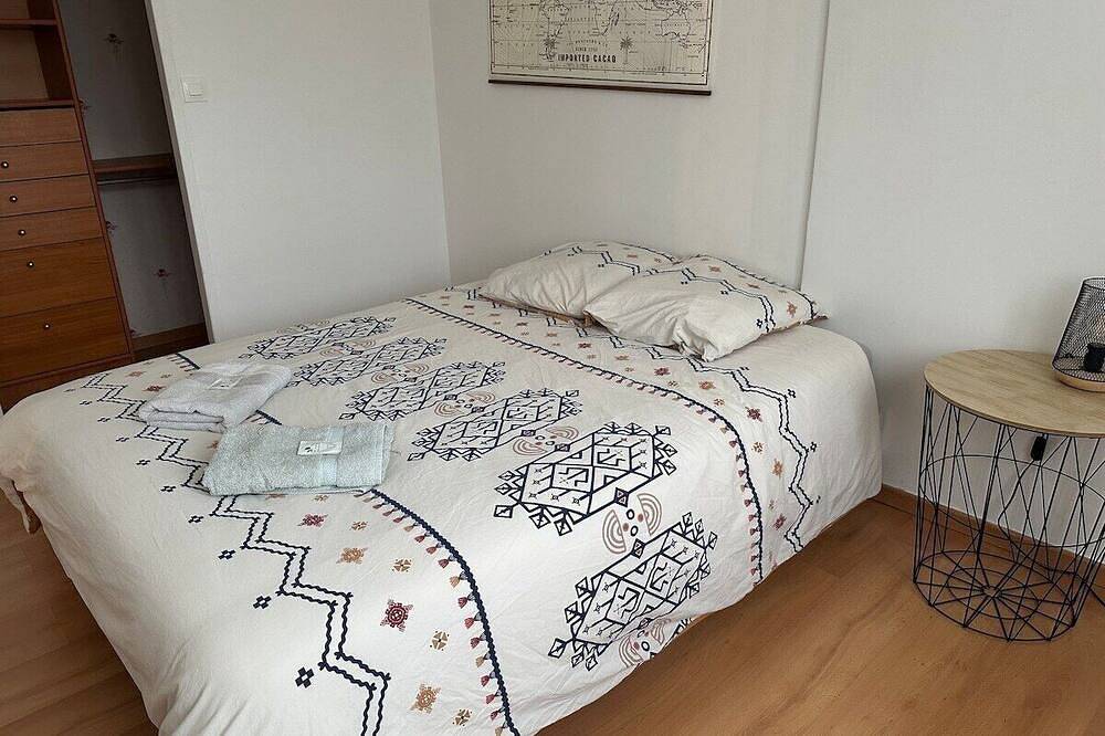 Entire apartment, Apartment near Aja and Auxerre train station in Auxerre, Auxerre region