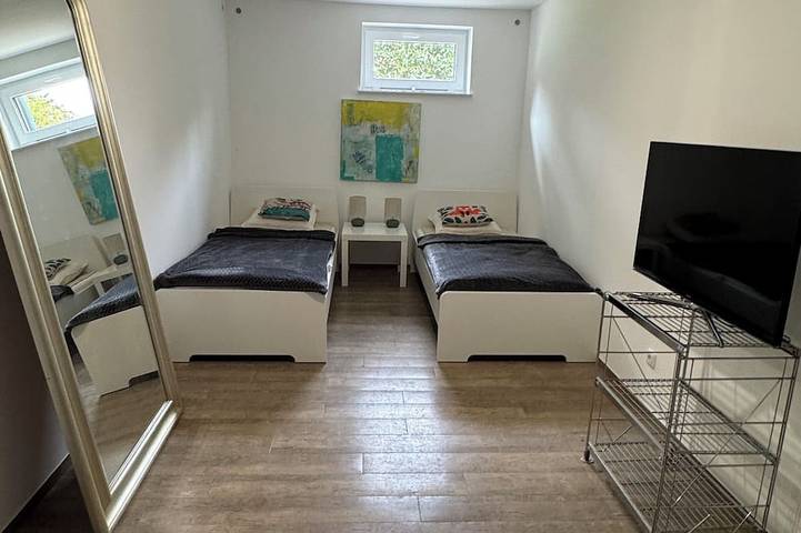 Ganze Wohnung, Moderene und gemütliche Wohnung mit 2 Schlafzimmern \"ein Steinwurf von Hamburg\" in Hasloh, Kreis Pinneberg