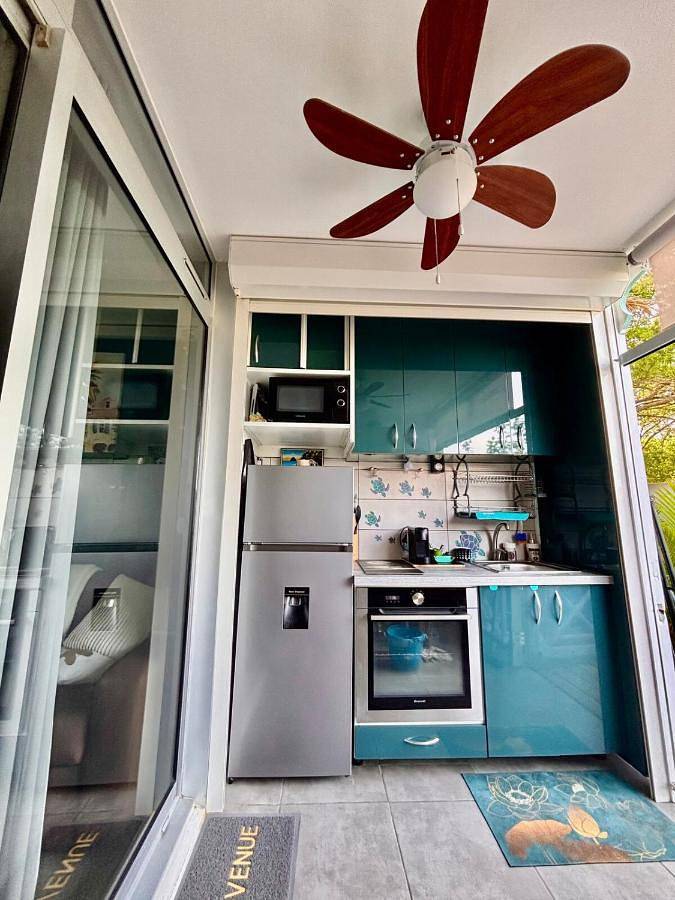 Gîte pour 3 personnes, avec Terrasse et Piscine à Vouzeron