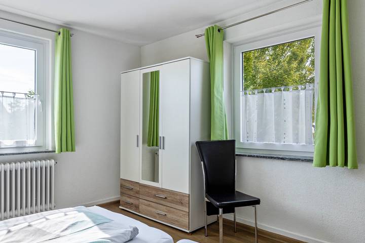 Hel lejlighed, Apartment 'Hewenpanorama 2' with Mountain View, Shared Terrace and Wi-Fi in Engen, Hegau