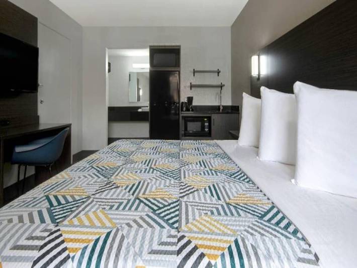 Apartamento entero, 1 cama king size | No fumadores, cocina in San Antonio, Condado de Bexar