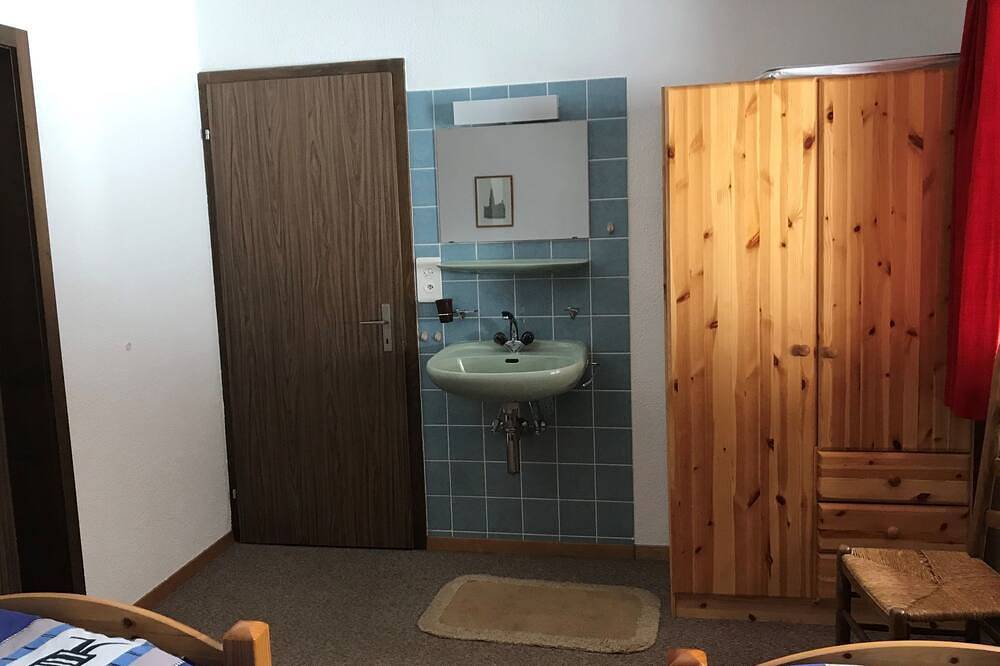 Ganze Wohnung, Chesa Giattin°, (Bergün/Bravuogn). in Bergün, Bergün Filisur