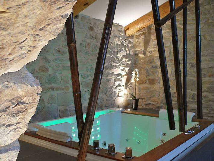 Gîte pour 2 personnes, avec jardin et piscine à Carnas - 4