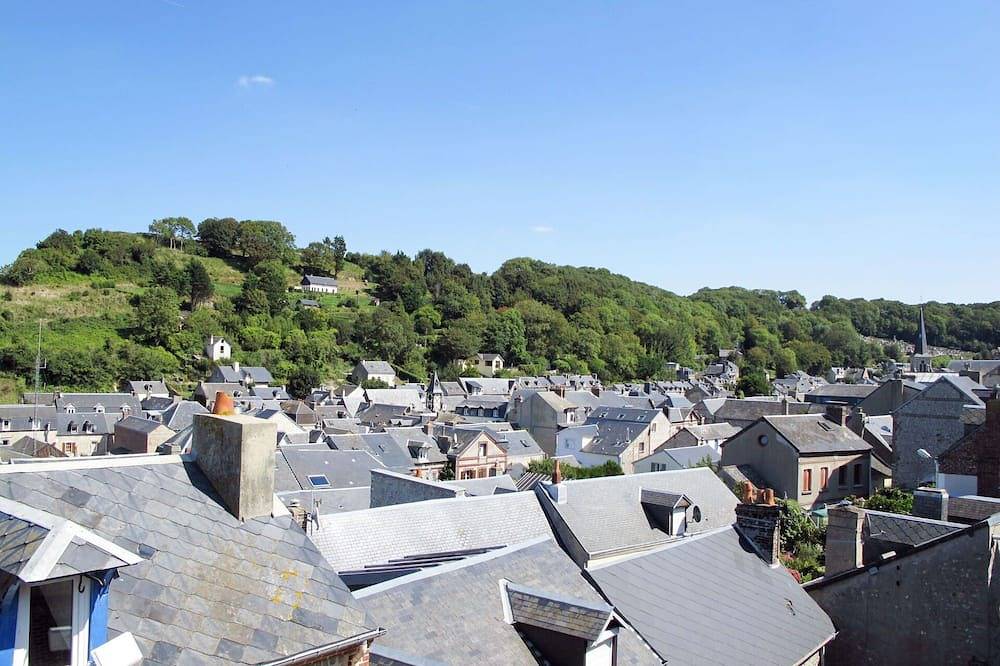 Beautiful  villa for 5 guests with Tv, terrace and parking in Yport, Le Havre region