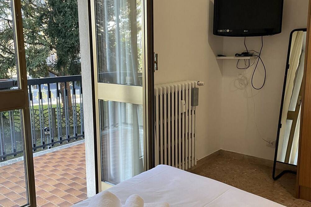 Apartamento entero, Bnbook Quadrilocale Pace in Ρ, Provincia de Milan