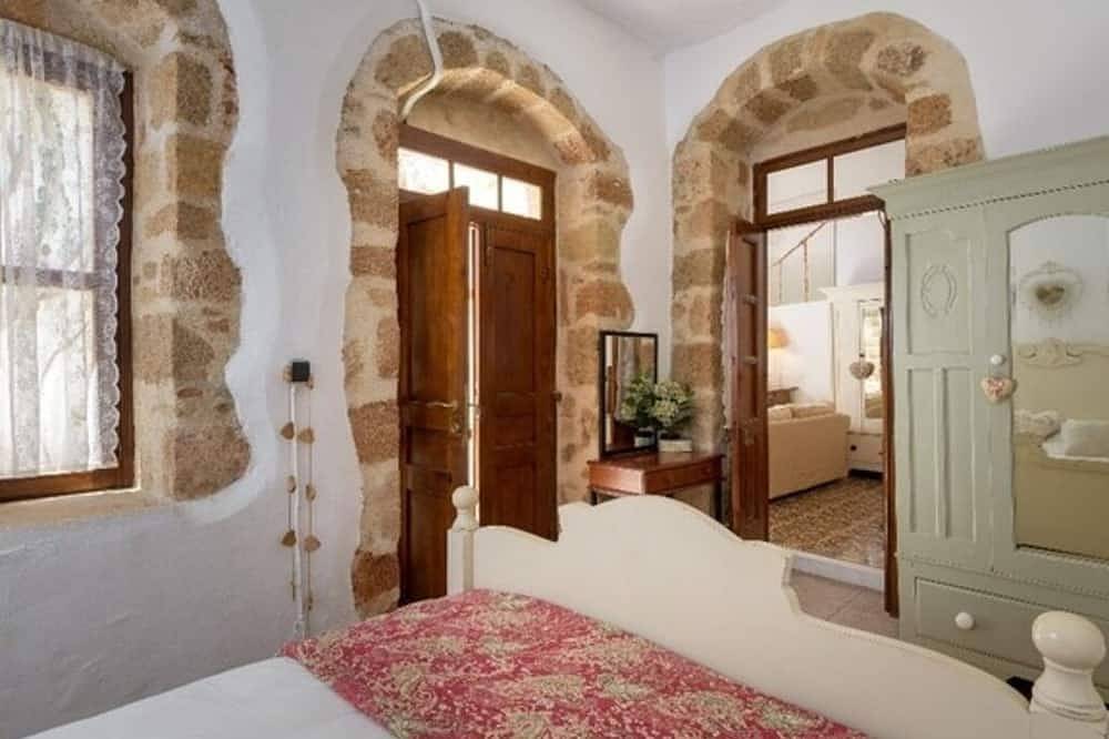 3 Bedroom Modernised Captains House in the Heart of Lindos Village in Lindos, Rhodes