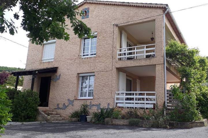 Gîte pour 4 personnes, animaux acceptés à L'Escale (Alpes-de-Haute-Provence)