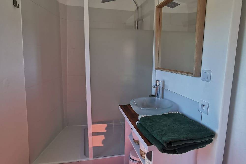 Villa vue mer 8 personnes sur les hauteurs avec piscine chauffée in Cagnes-sur-Mer, Côte méditerranéenne (France)