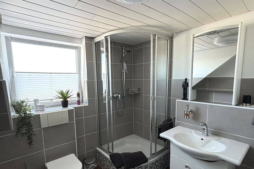 Ganze Wohnung, Ferienwohnung „Landglück“ - gemütliche naturnahe Ferienwohnung in Oberbayern in Denklingen, Romantische Straße