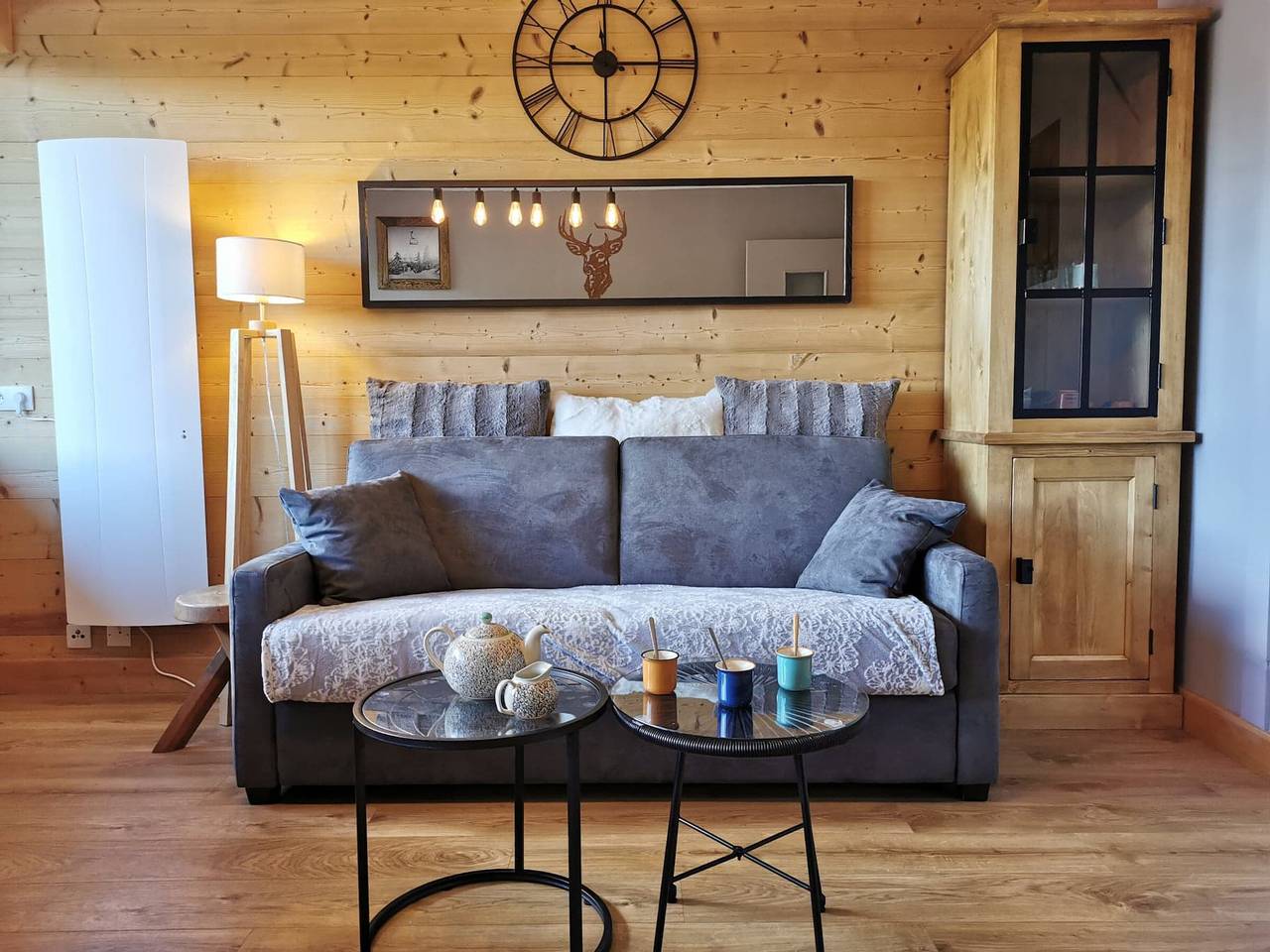 Studio entier, Appartement rénové 4 pers proche des pistes avec balcon et Wifi in Les Gets, Les Portes du Soleil